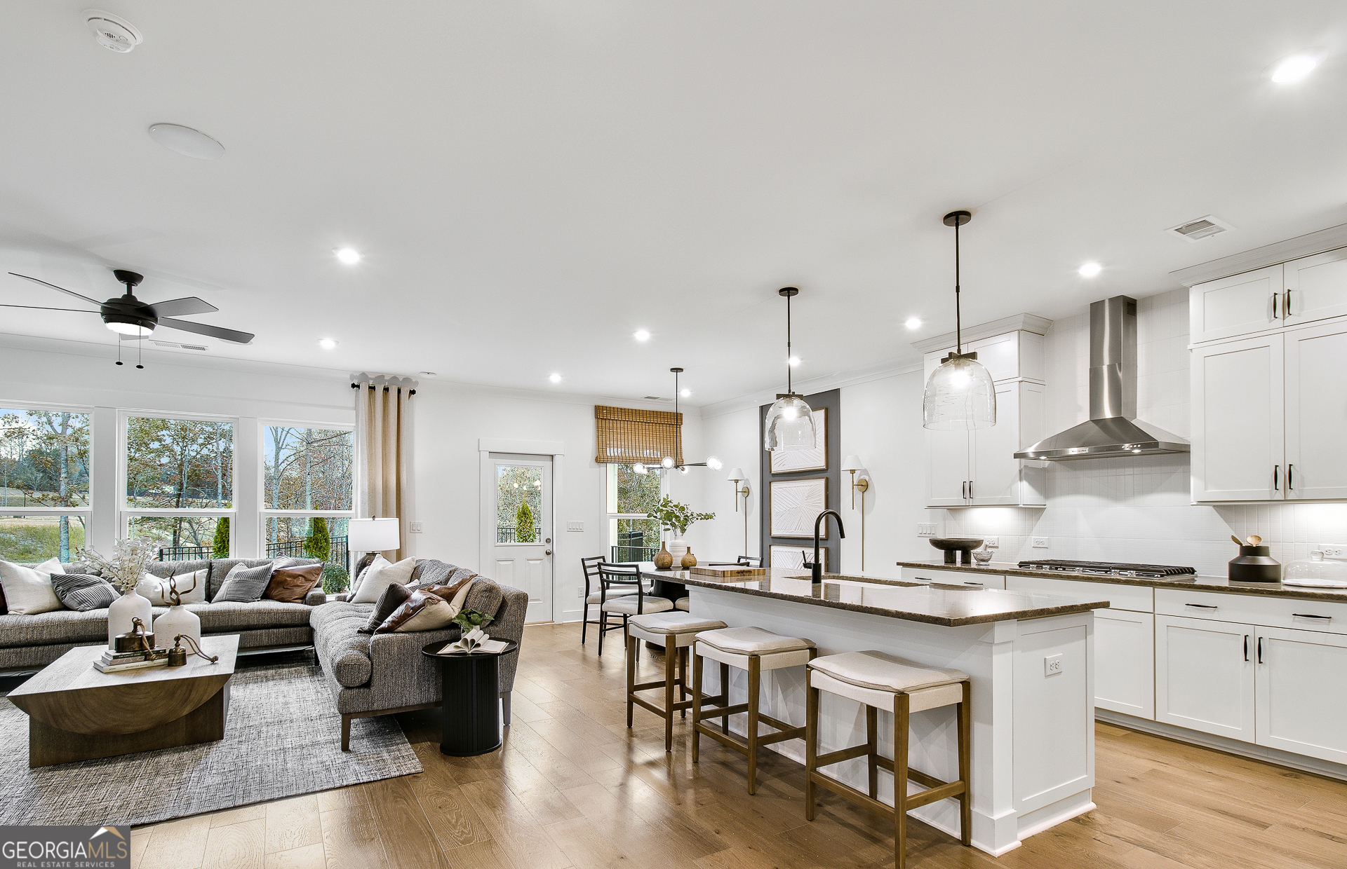 280 Rockledge BND SW