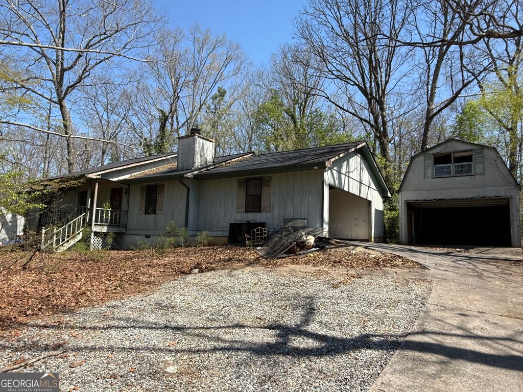 Photo of 375 Strickland Road, Alpharetta, GA 30004 (MLS # 10715219)