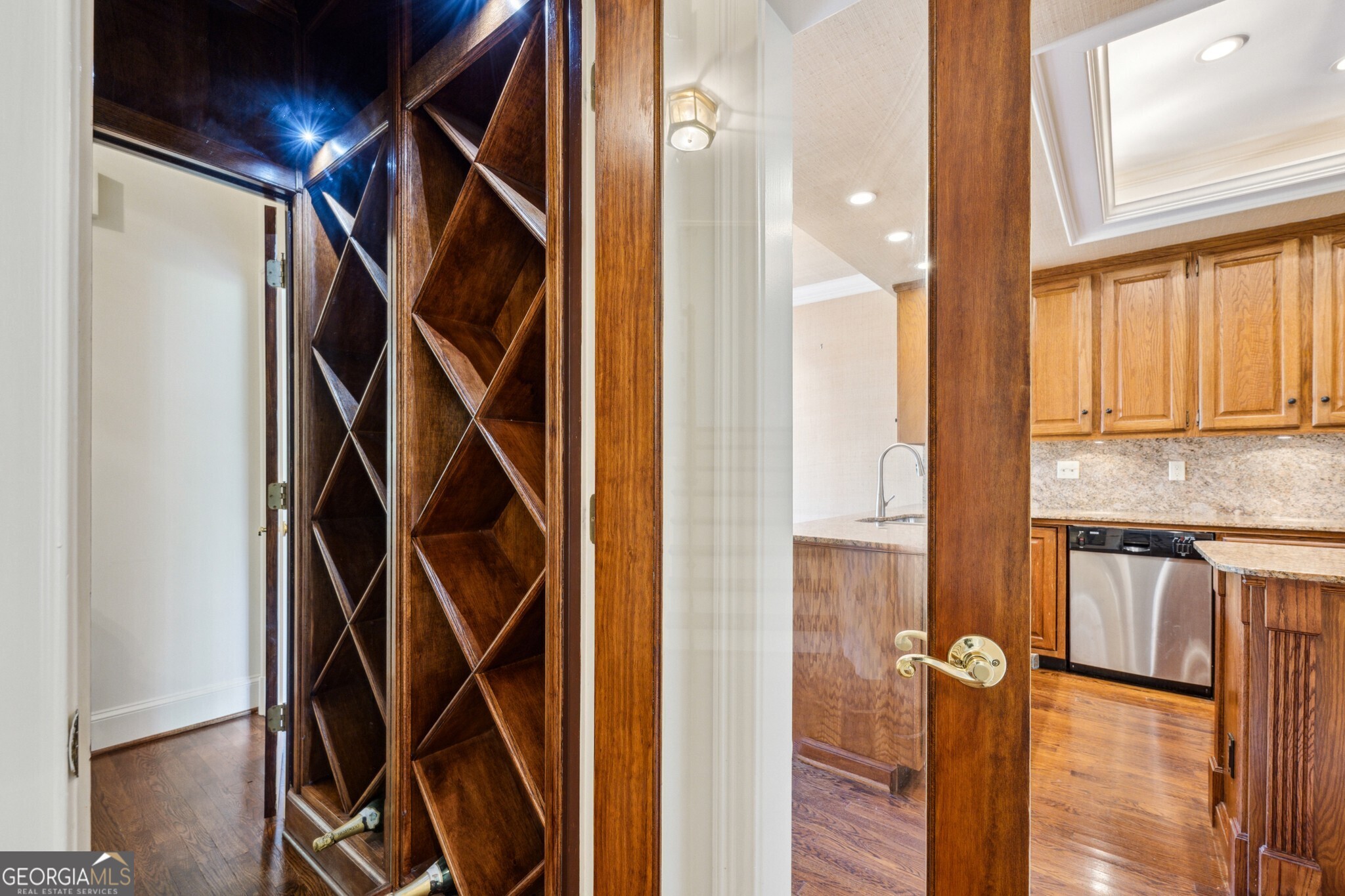 51 Ivy Chase NE