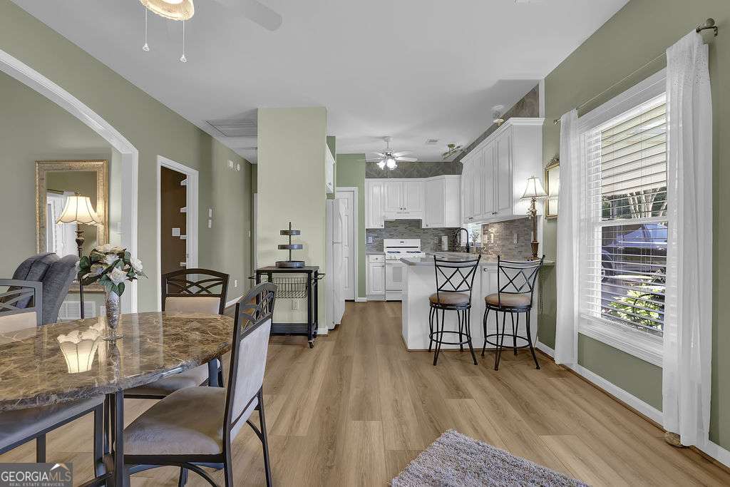 BREEZECREST - Residential