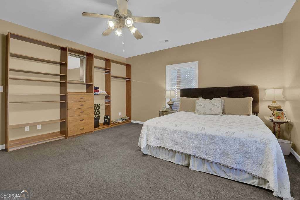 BREEZECREST - Residential