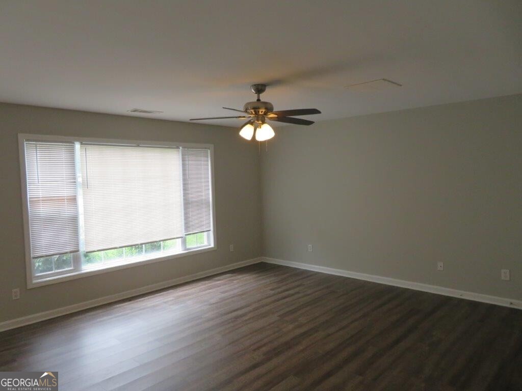 560 Manning RD SW