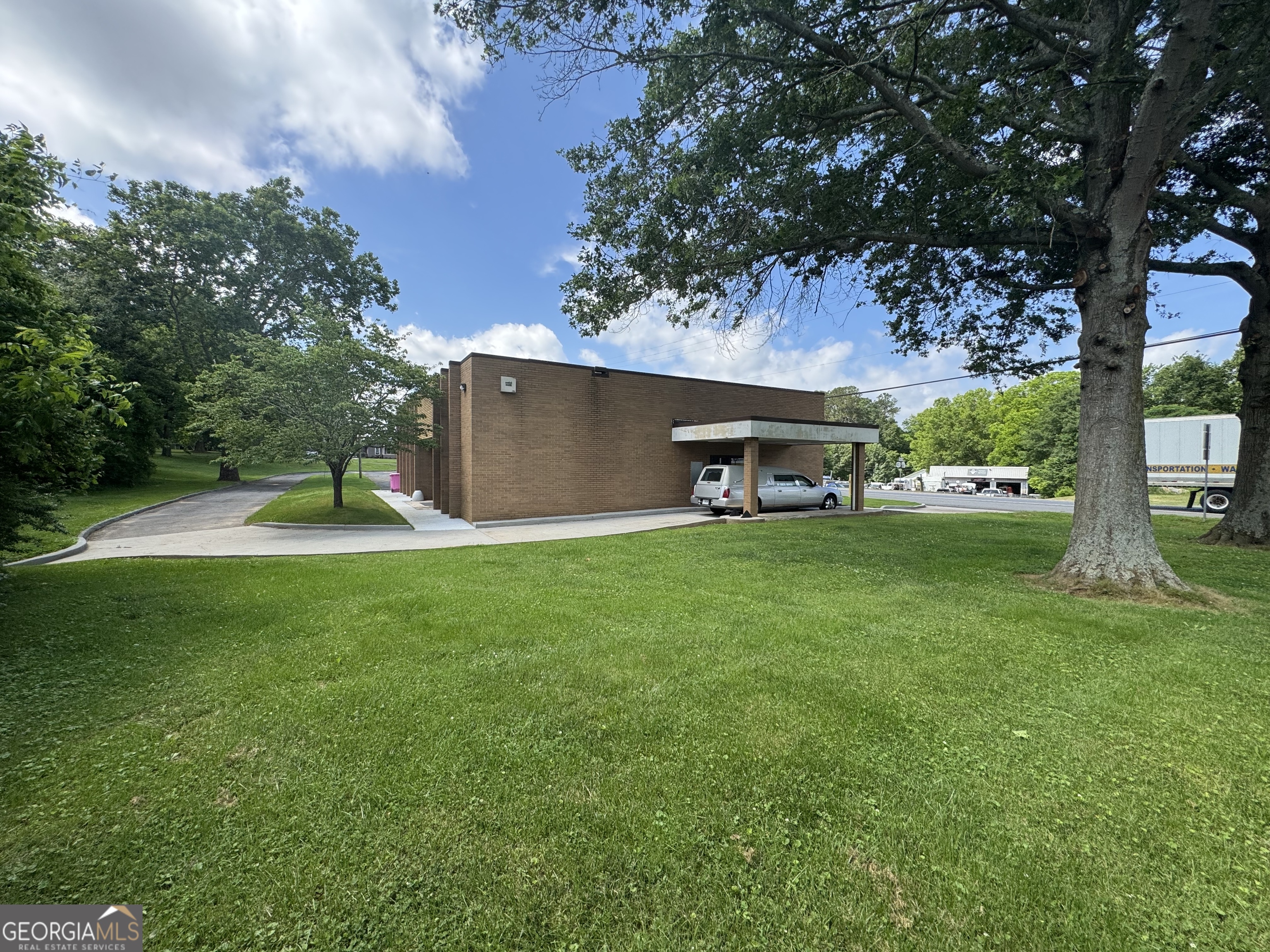 2764 Highway 411 SE