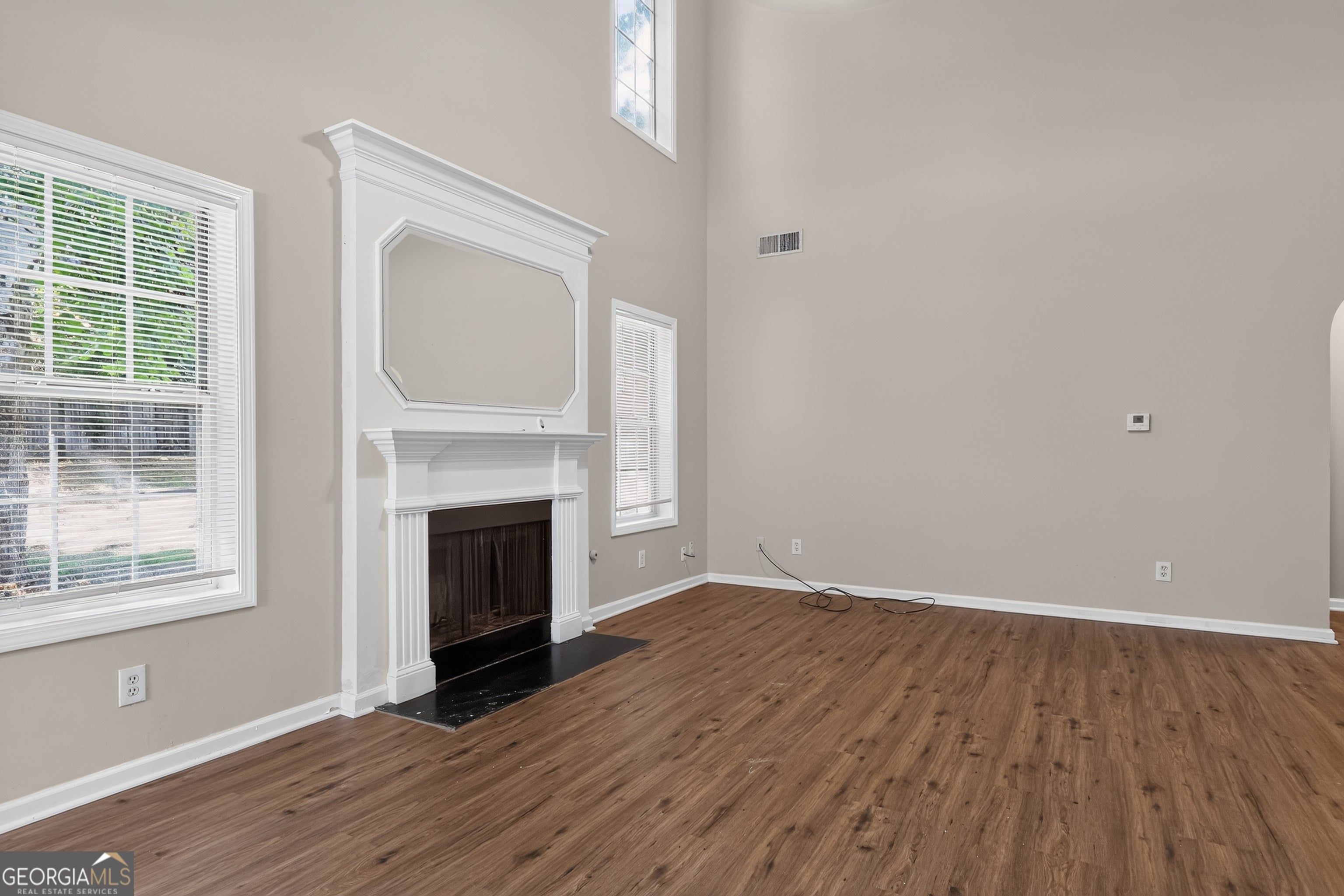 2122 Silva WAY