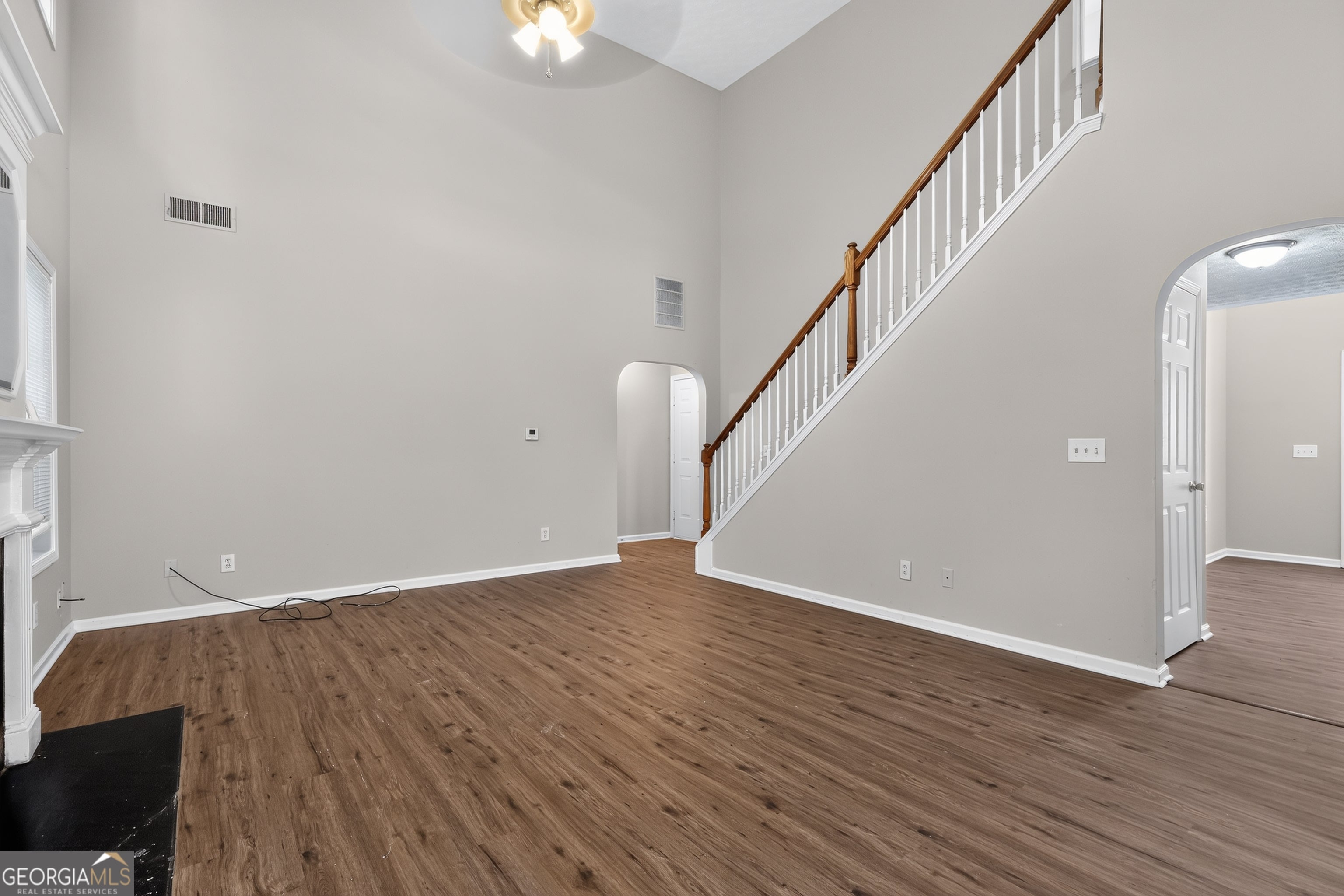 2122 Silva WAY