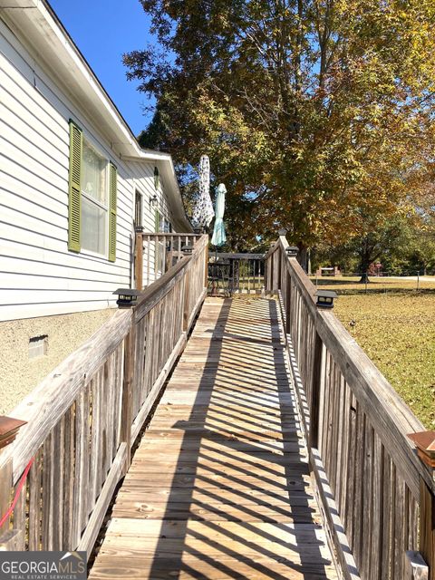 A home in Cusseta