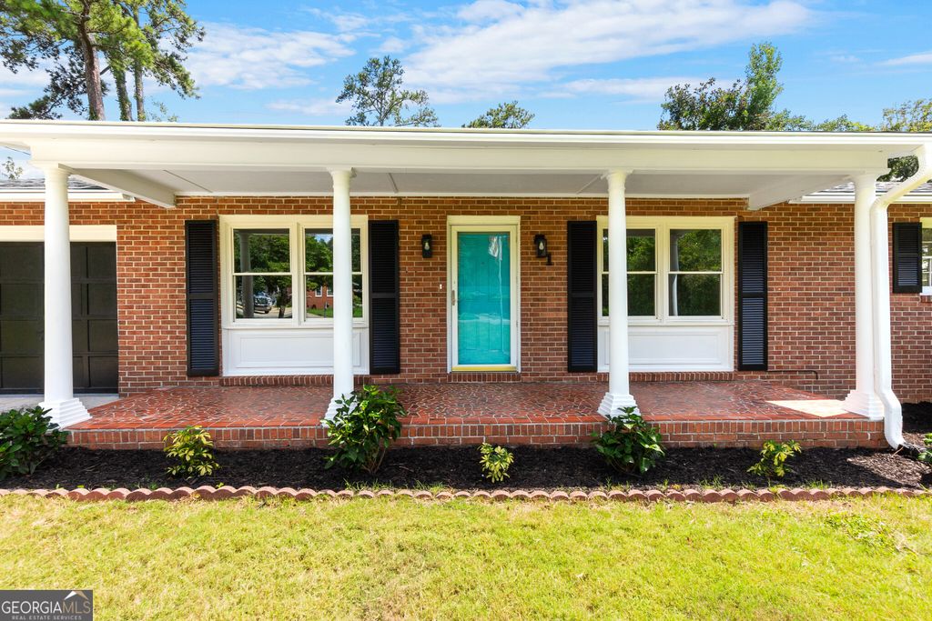 Photo of 102 Hillridge Drive, Warner Robins, GA 31088 (MLS # 10808145)