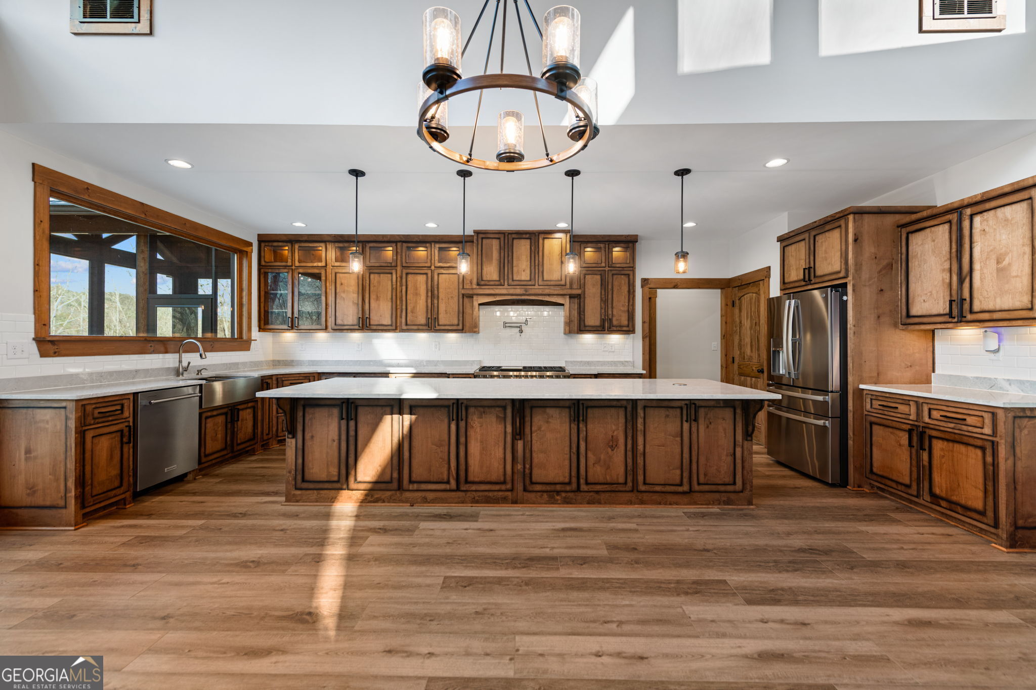 Blue Ridge, Georgia, 30513, United States, 3 Bedrooms Bedrooms, ,3 BathroomsBathrooms,Residential,Active,2025967