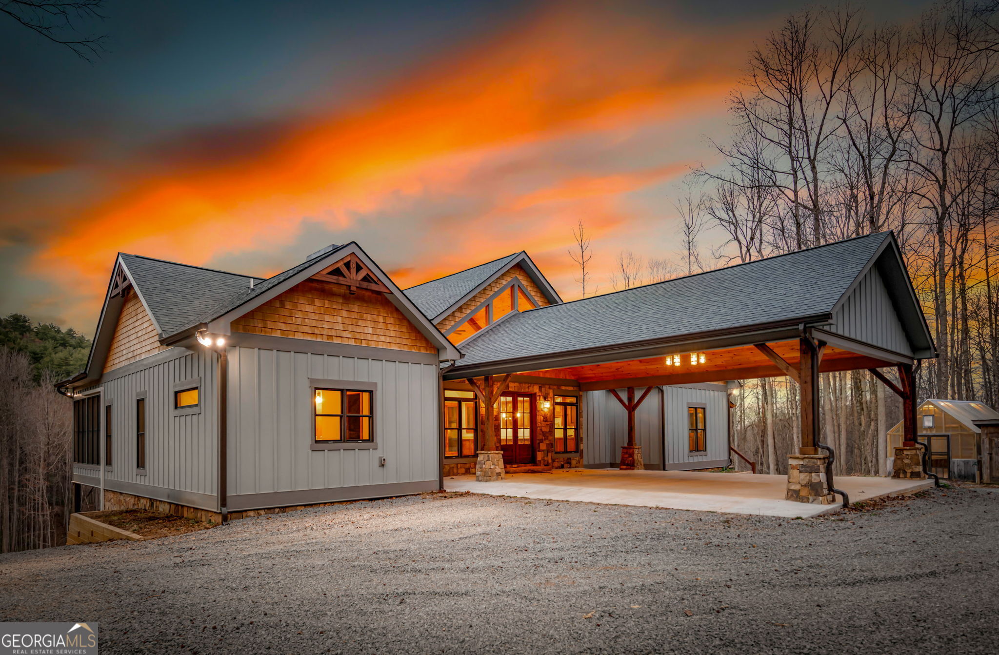 Blue Ridge, Georgia, 30513, United States, 3 Bedrooms Bedrooms, ,3 BathroomsBathrooms,Residential,Active,2025967