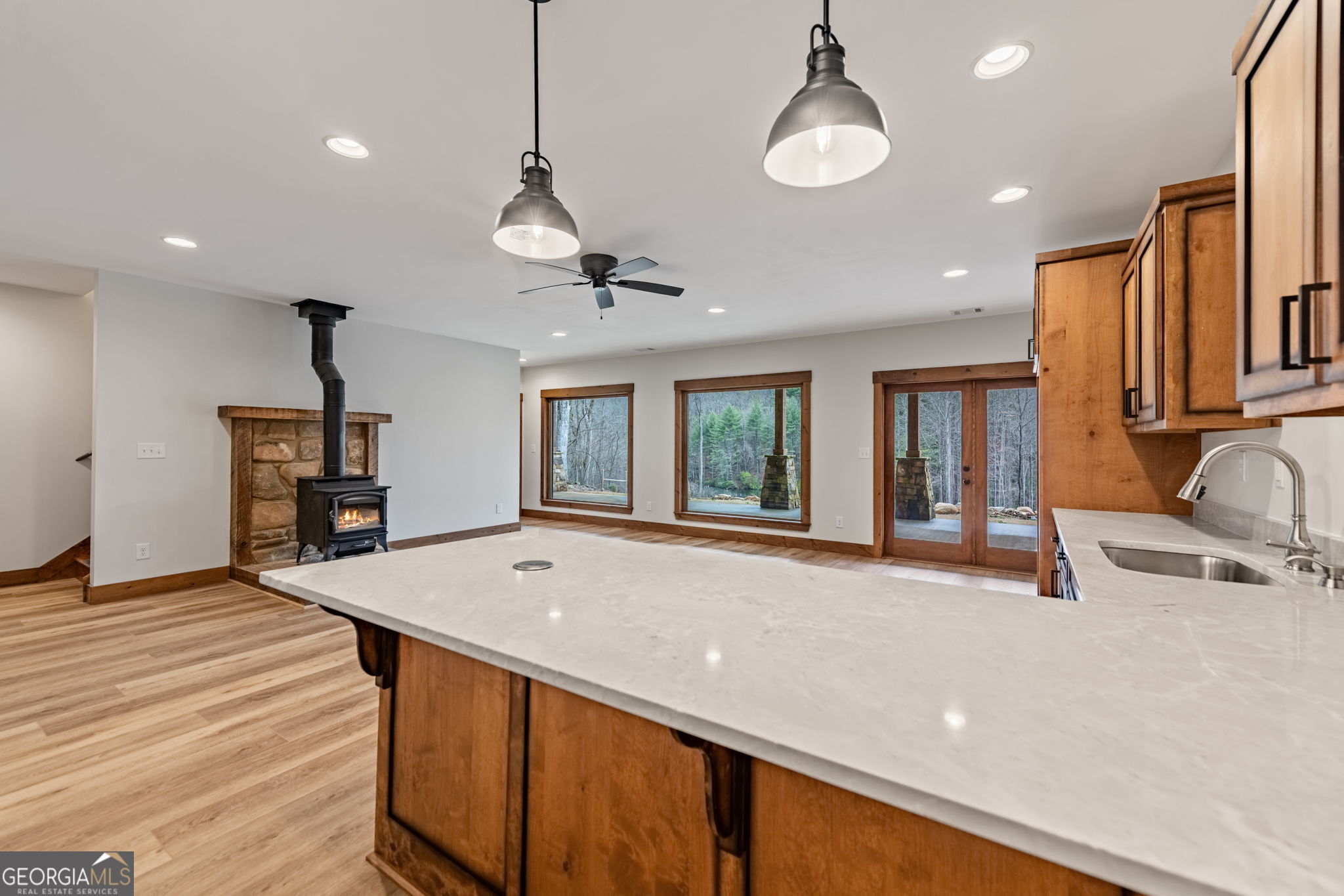 Blue Ridge, Georgia, 30513, United States, 3 Bedrooms Bedrooms, ,3 BathroomsBathrooms,Residential,Active,2025967