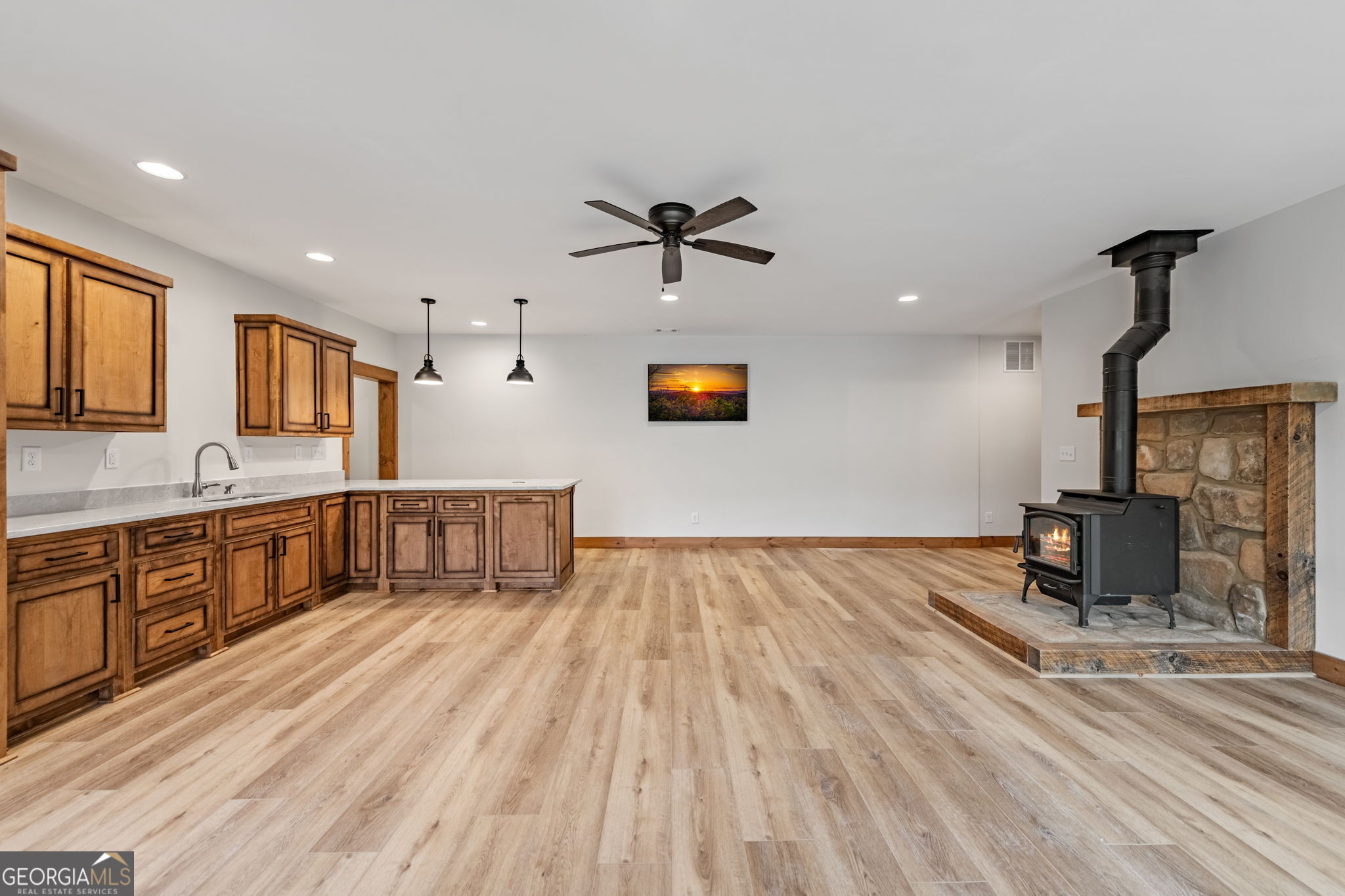 Blue Ridge, Georgia, 30513, United States, 3 Bedrooms Bedrooms, ,3 BathroomsBathrooms,Residential,Active,2025967