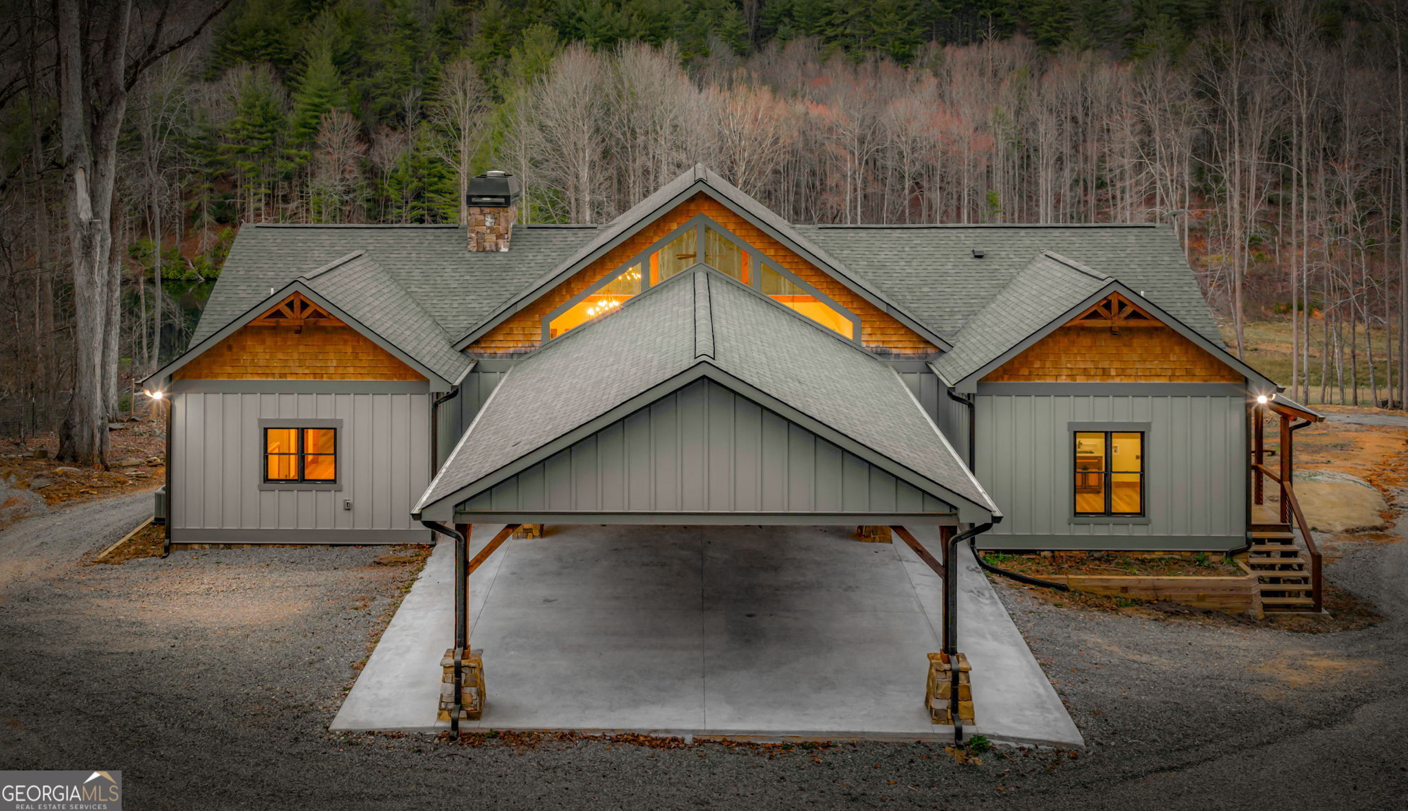 Blue Ridge, Georgia, 30513, United States, 3 Bedrooms Bedrooms, ,3 BathroomsBathrooms,Residential,Active,2025967