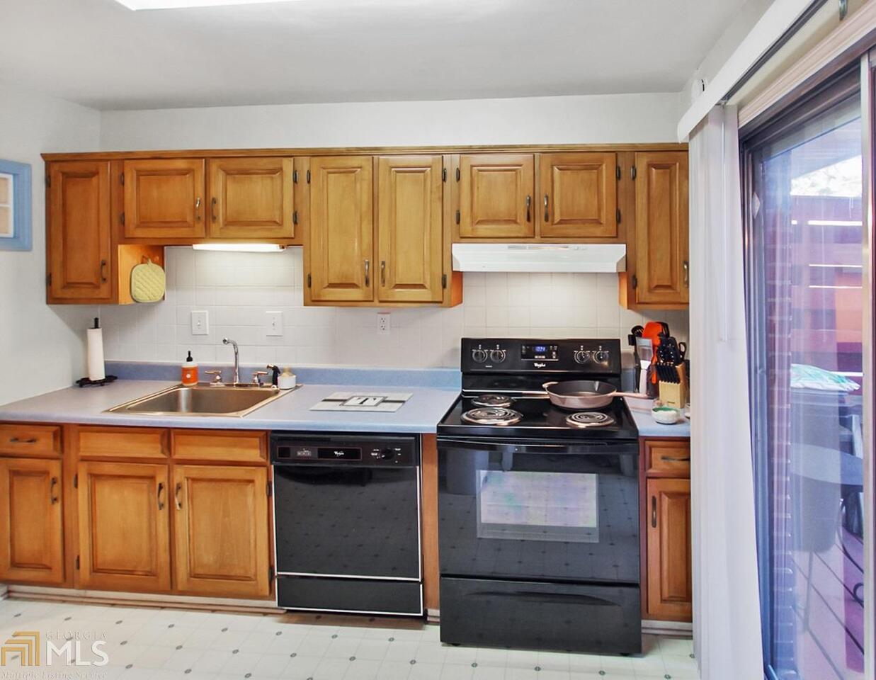 Courtfield Condominiums - Residential