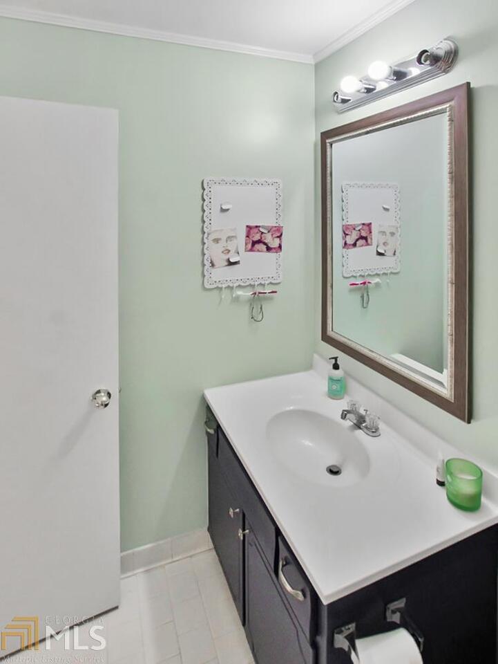 Courtfield Condominiums - Residential