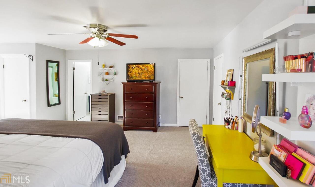 Courtfield Condominiums - Residential