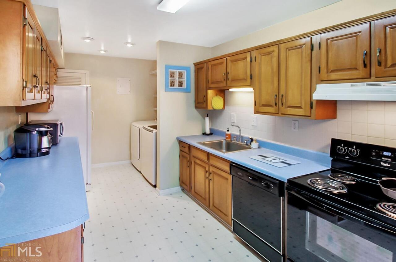 Courtfield Condominiums - Residential