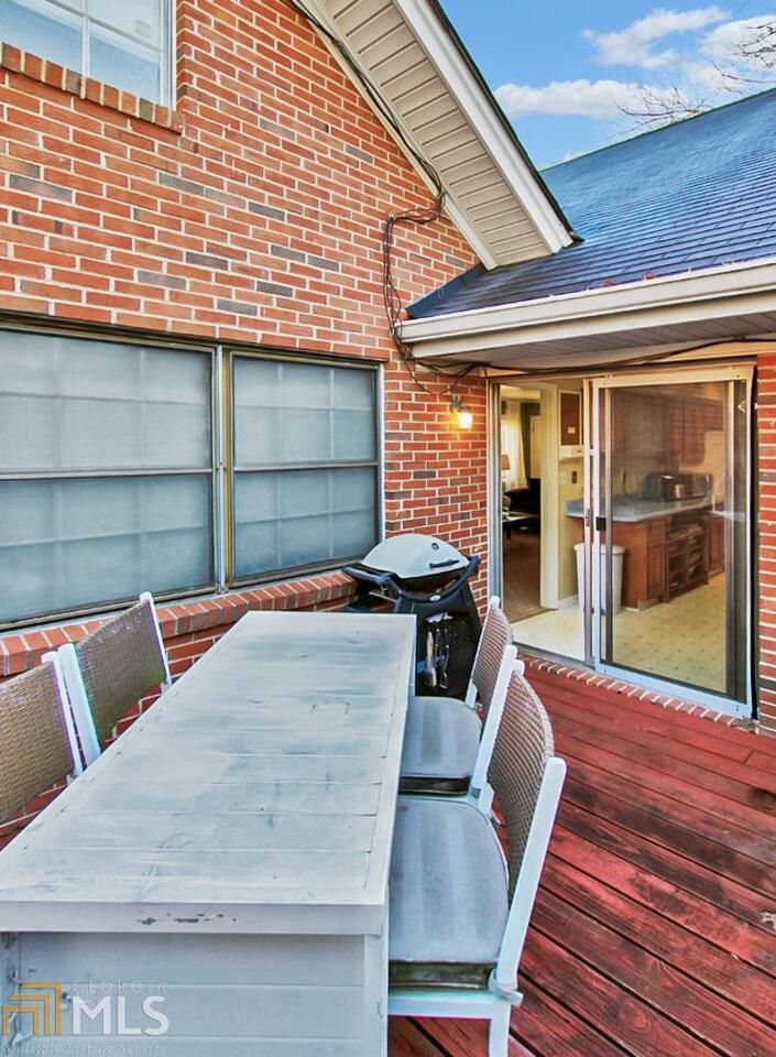 Courtfield Condominiums - Residential