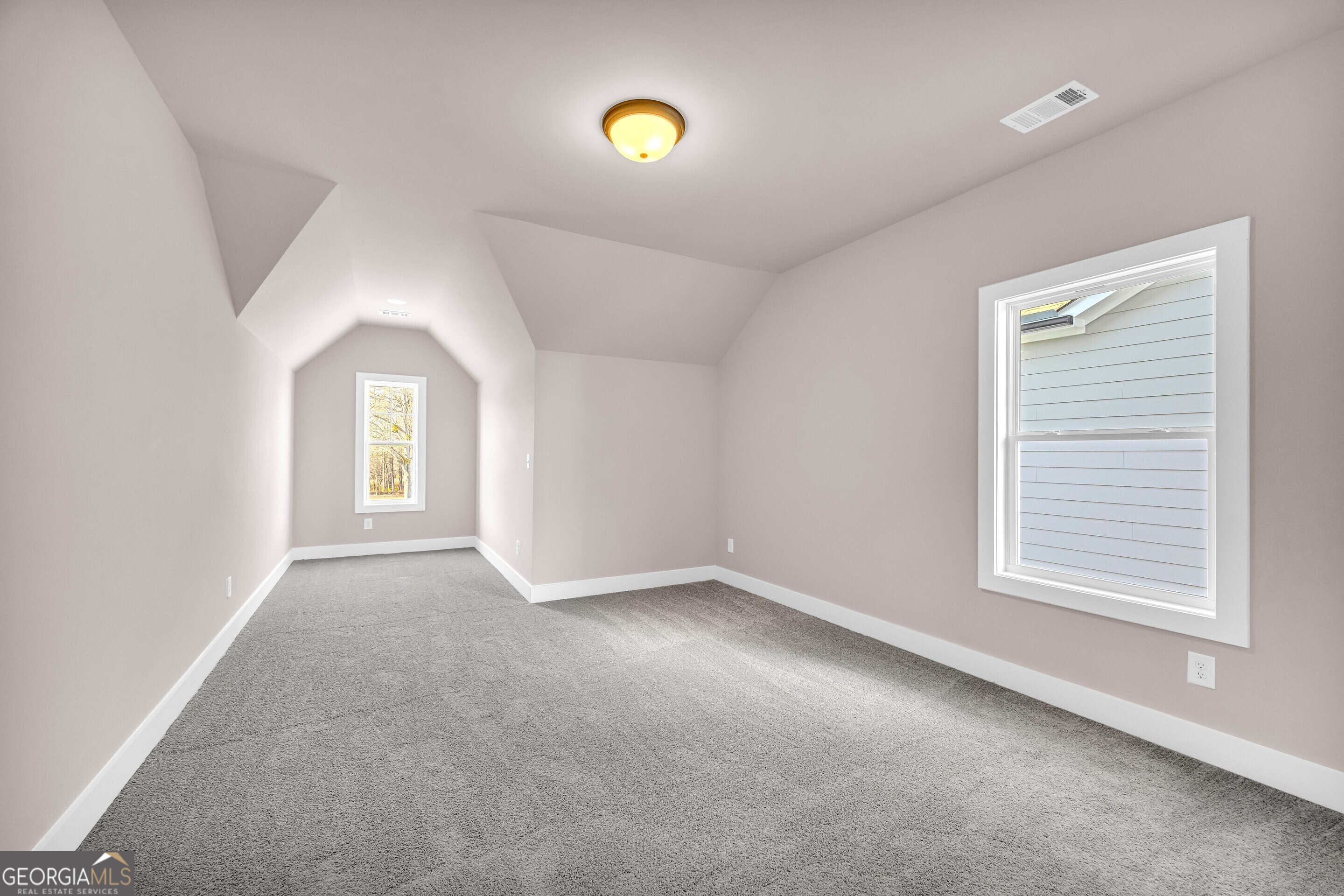 Hartwell, Georgia 30643, United States, 5 Bedrooms Bedrooms, ,4 BathroomsBathrooms,Residential,Active,163393