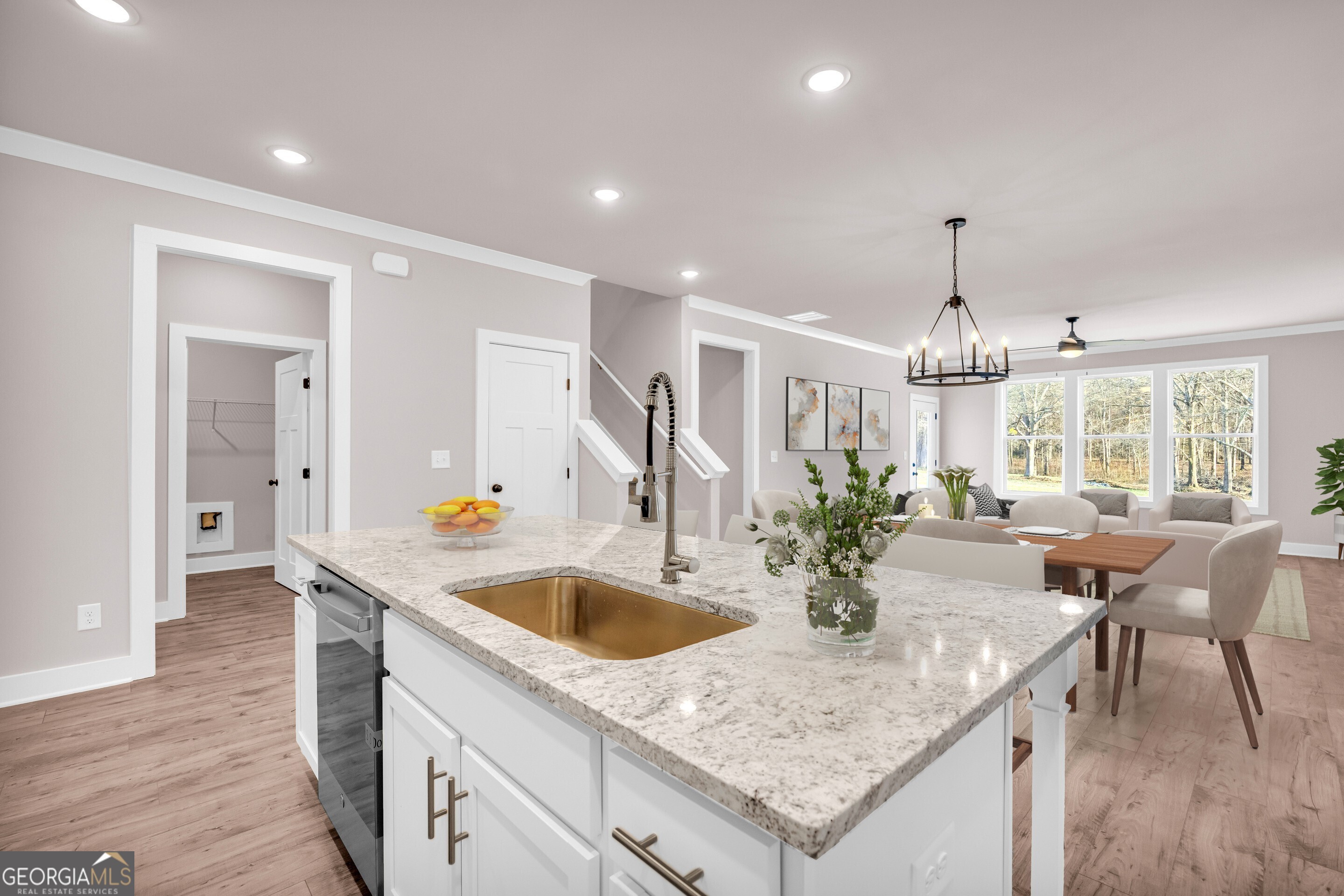 Hartwell, Georgia 30643, United States, 5 Bedrooms Bedrooms, ,4 BathroomsBathrooms,Residential,Active,163393