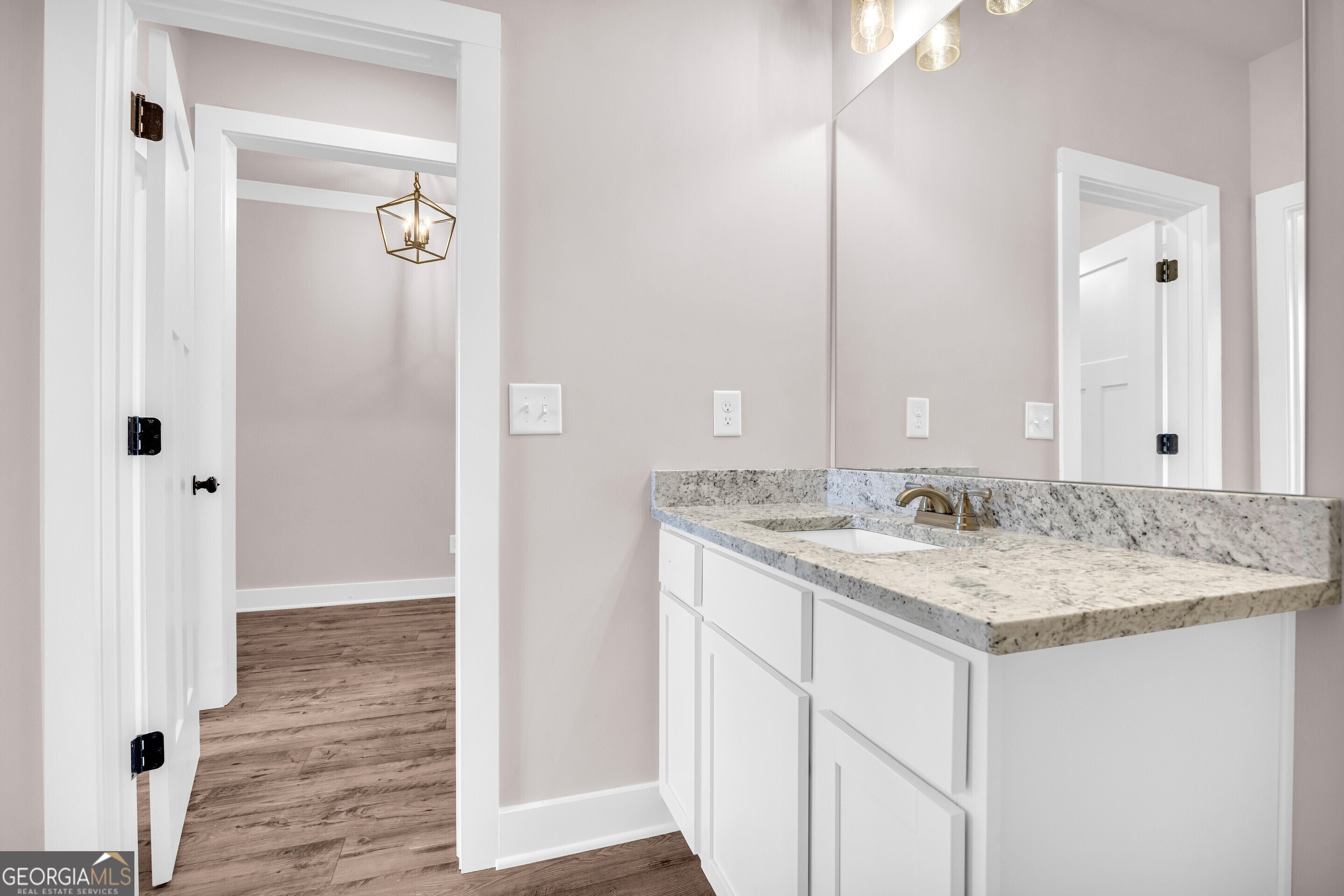 Hartwell, Georgia 30643, United States, 5 Bedrooms Bedrooms, ,4 BathroomsBathrooms,Residential,Active,163393