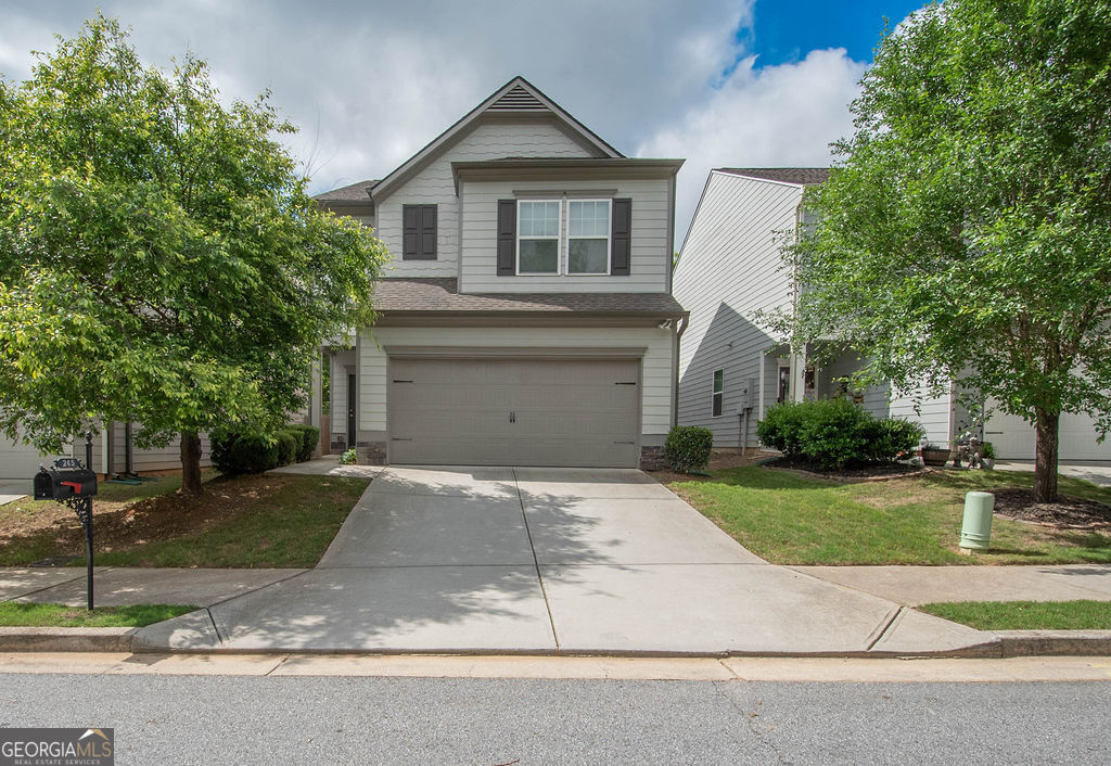 245 Merritt CIR