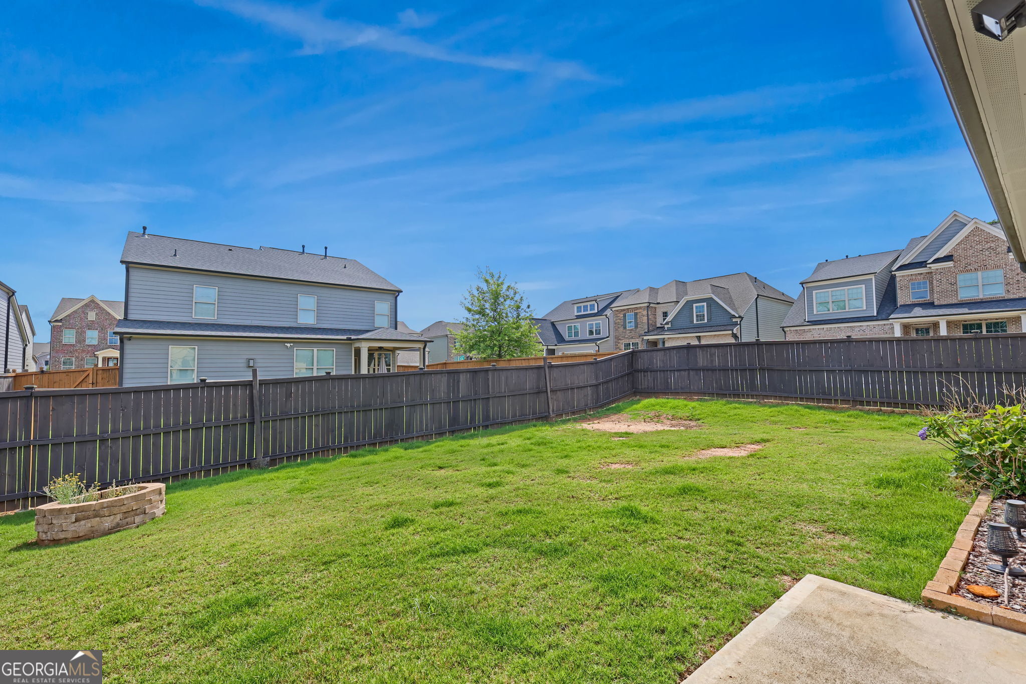 1650 Albion DR