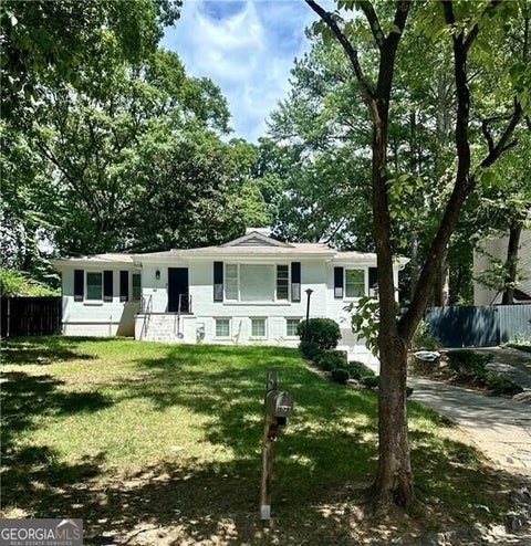 Photo of 1821 Fernwood Road NW, Atlanta, GA 30318 (MLS # 10836391)