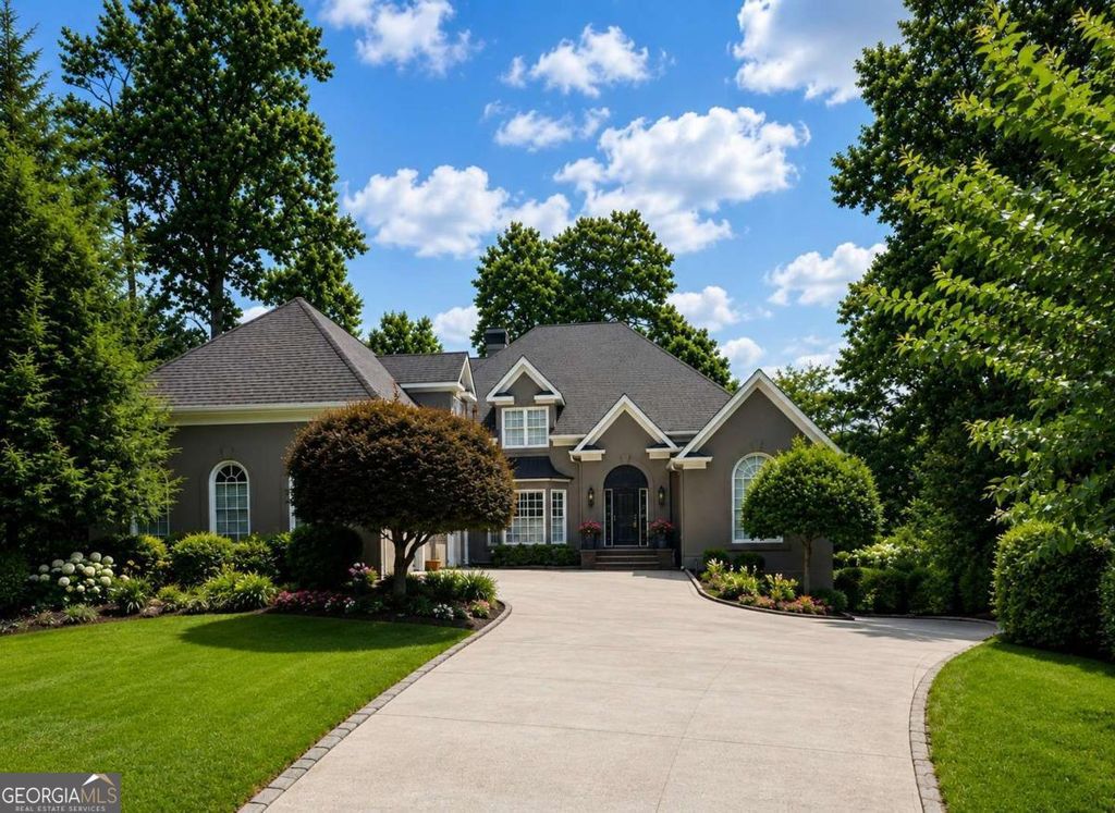Photo of 100 Ridgetree Lane, Marietta, GA 30068 (MLS # 10799835)