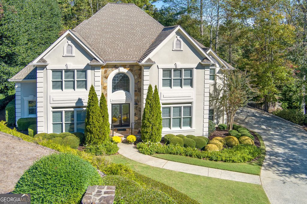 Photo of 889 Waterford Green, Marietta, GA 30068 (MLS # 10625246)