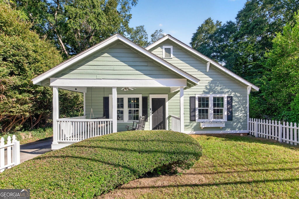 Photo of 43 Clark Street, Newnan, GA 30263 (MLS # 10856767)