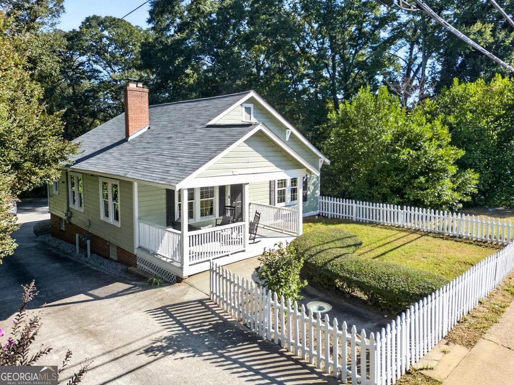 Photo of 43 Clark Street, Newnan, GA 30263 (MLS # 10856767)