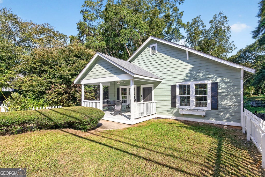 Photo of 43 Clark Street, Newnan, GA 30263 (MLS # 10856767)