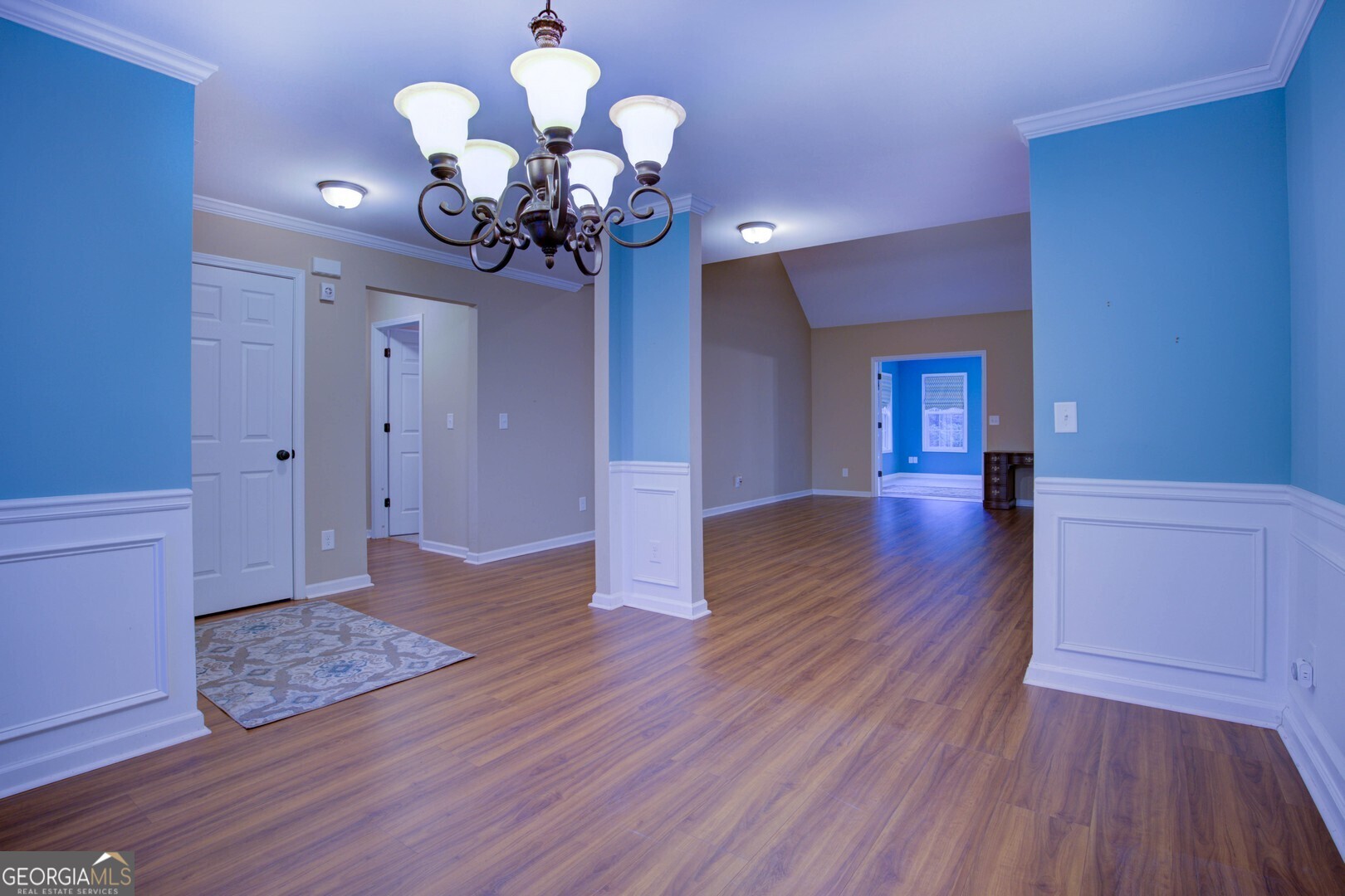 480 Georgian Hills DR