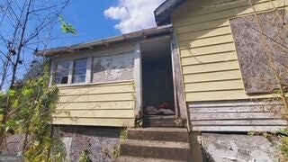 588 Rutherford AVE
