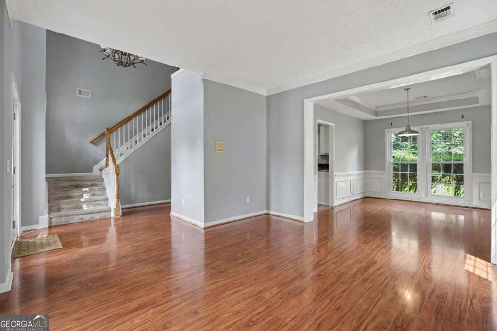 Photo of 525 Cogburn Ridge Way, Alpharetta, GA 30004 (MLS # 10825974)