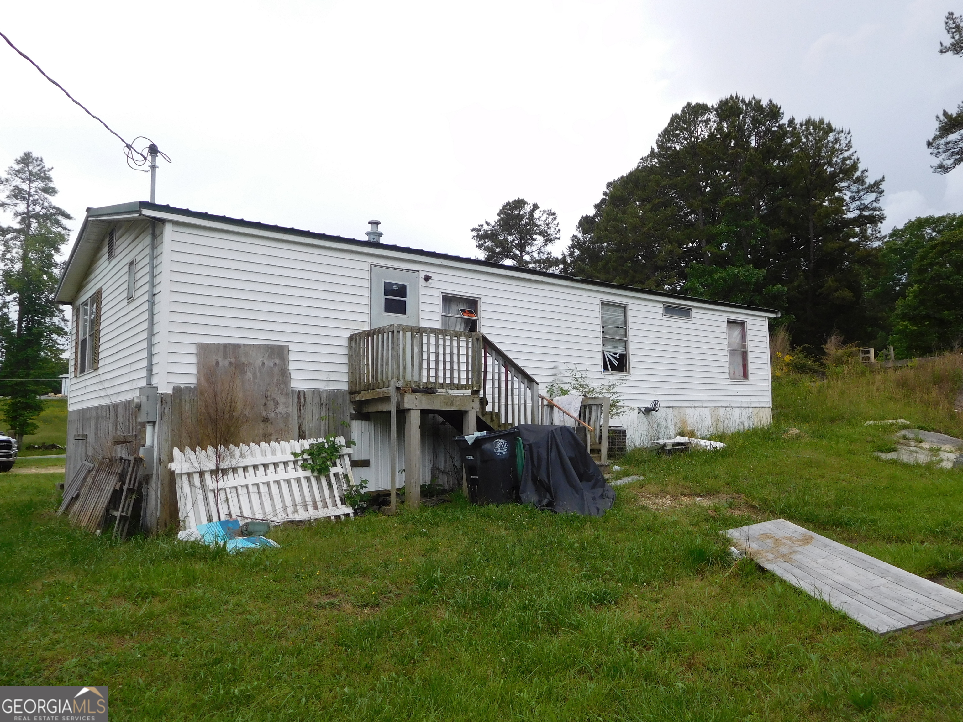 142 Ellis RD SE