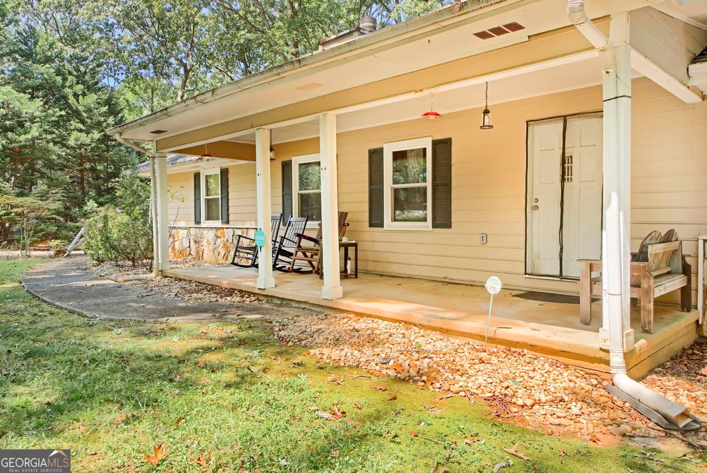 Photo of 112 Bridget Drive, Hampton, GA 30228 (MLS # 10722077)