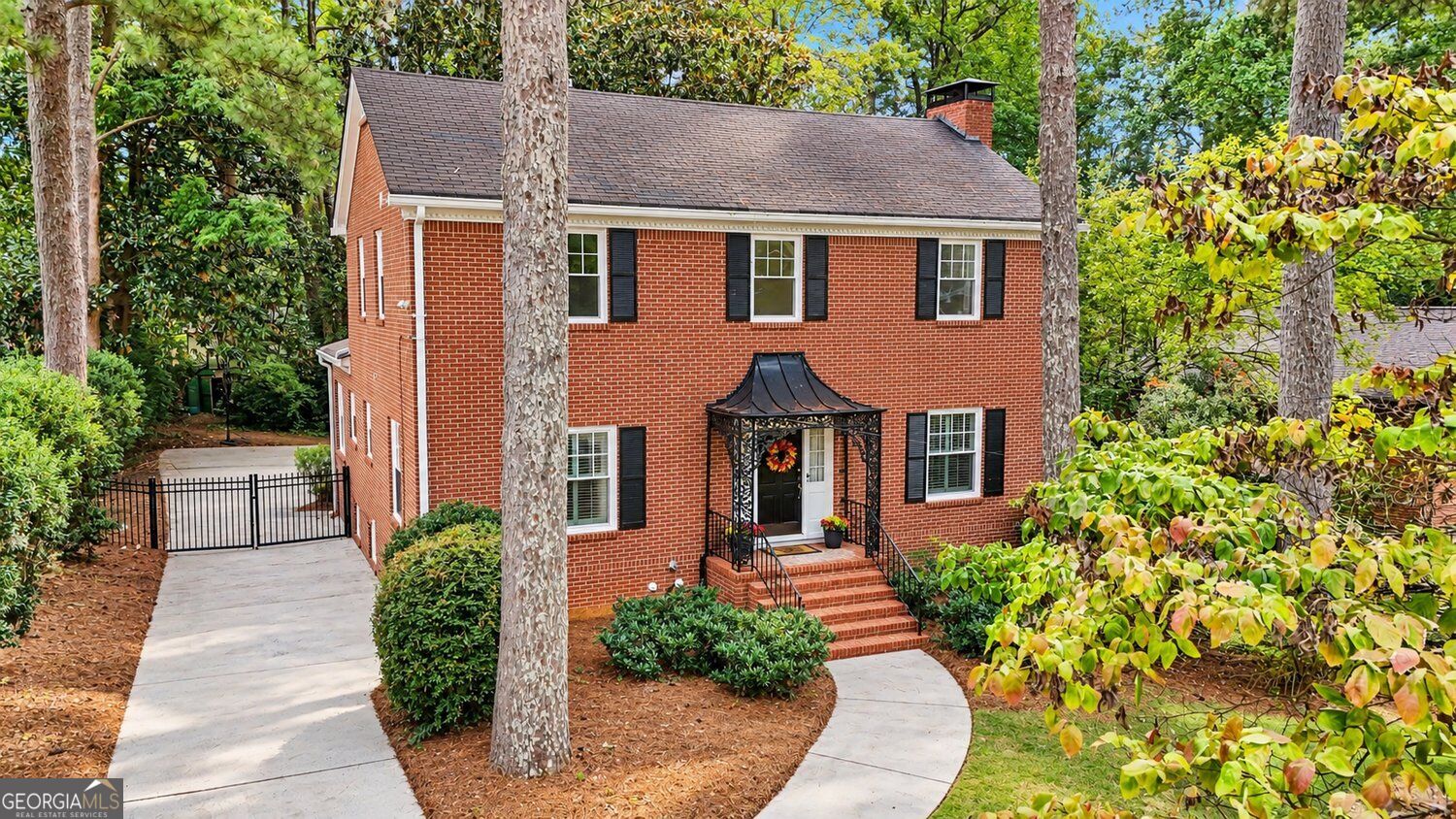 3249 Majestic CIR