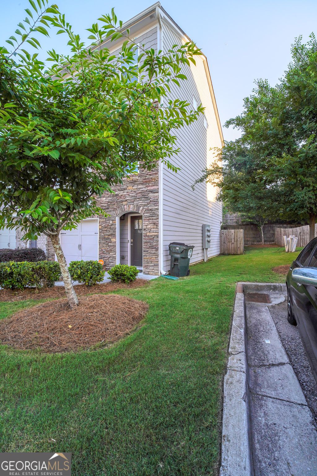 Photo of 969 Society Circle SW, Atlanta, GA 30331 (MLS # 10784295)