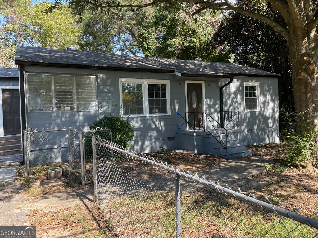 Photo of 378 Gresham Road SW, Mableton, GA 30126 (MLS # 10816115)