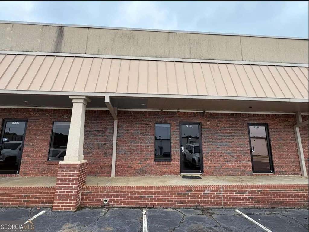 Photo of 230 N Hammond Drive N #230B, Monroe, GA 30655 (MLS # 10817484)