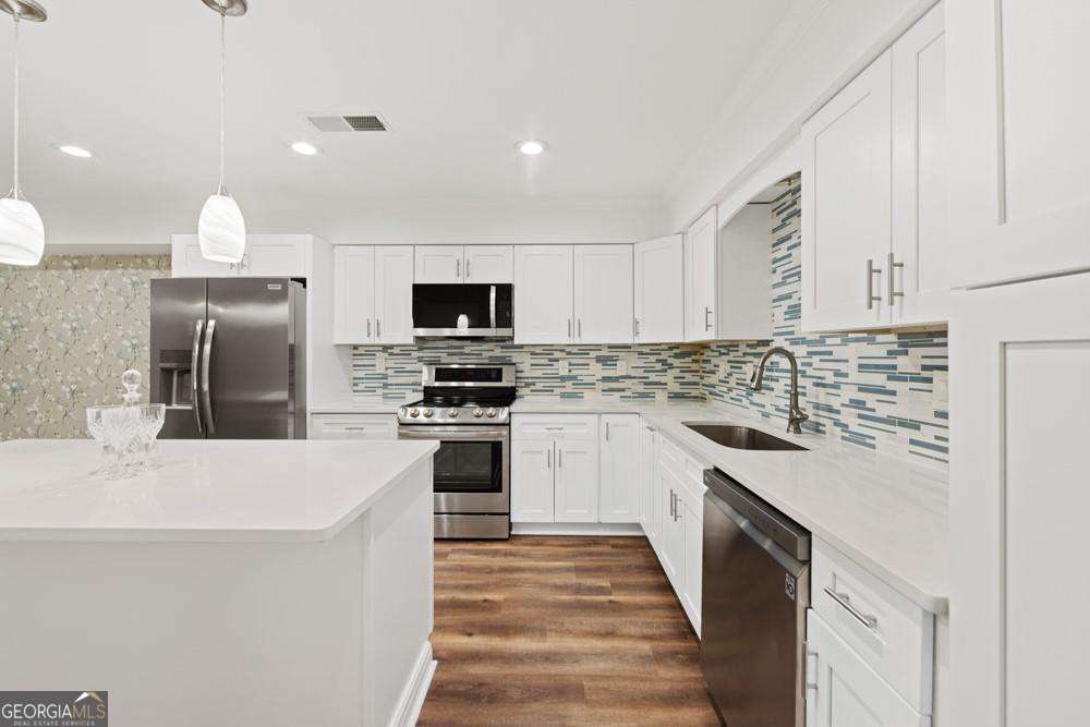 Bentley Woods - Residential Lease
