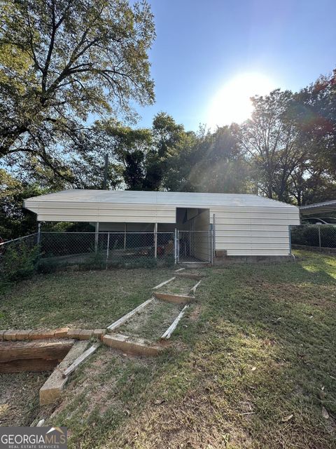 A home in Porterdale