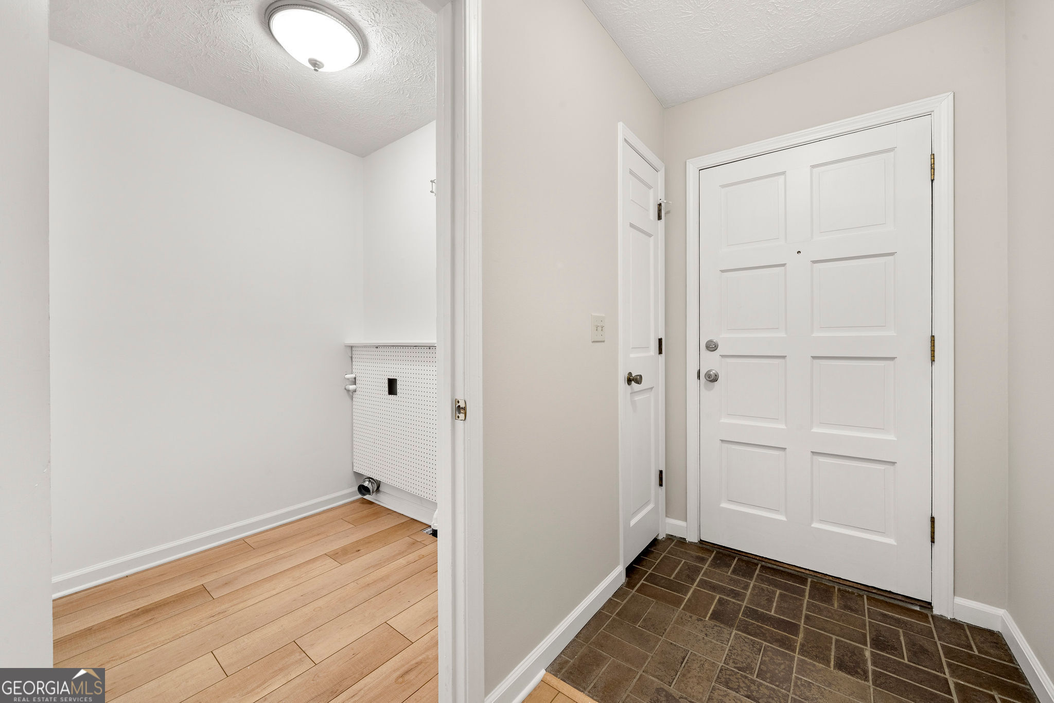 Peachtree City, Georgia 30269, United States, 3 Bedrooms Bedrooms, ,2 BathroomsBathrooms,Residential,Active,212199