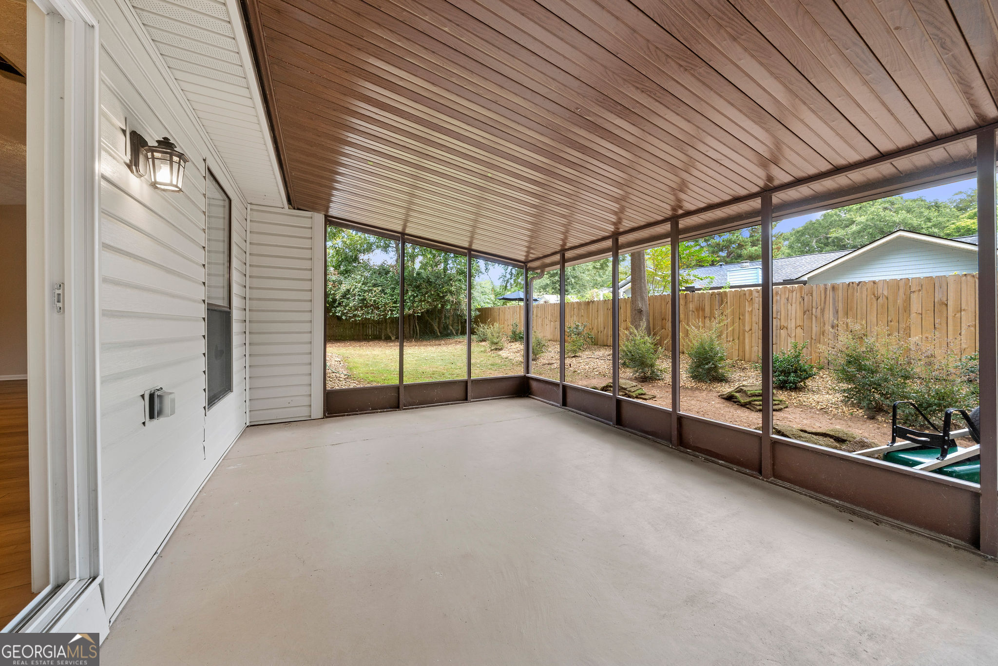 Peachtree City, Georgia 30269, United States, 3 Bedrooms Bedrooms, ,2 BathroomsBathrooms,Residential,Active,212199