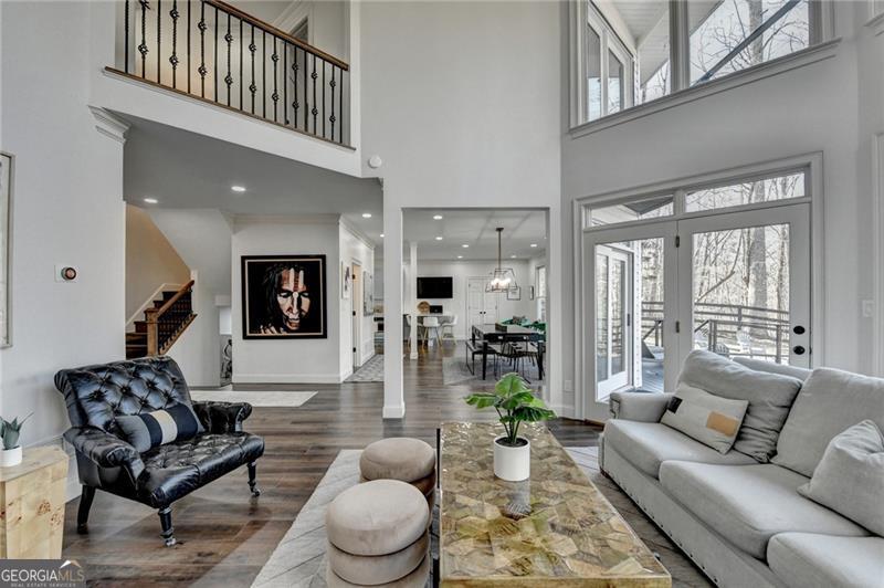 3937 Skyline DR