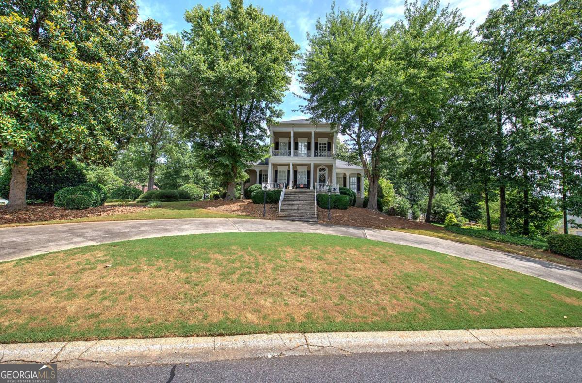 11 Forest Hill DR SW