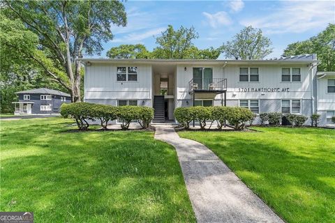 Photo of 1701 Hawthorne Avenue #9, College Park, GA 30337 (MLS # 10634399)