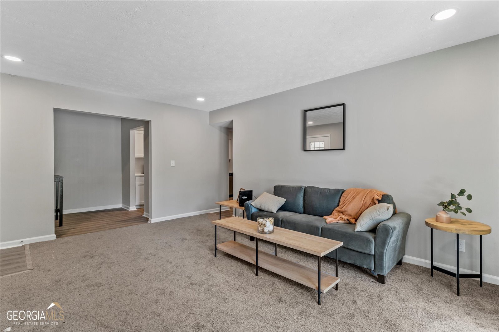 1701 Hawthorne AVE 9