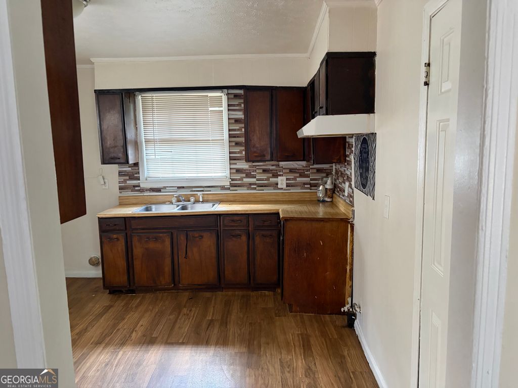 Photo of 1379 Wills Place, Macon, GA 31211 (MLS # 10734676)